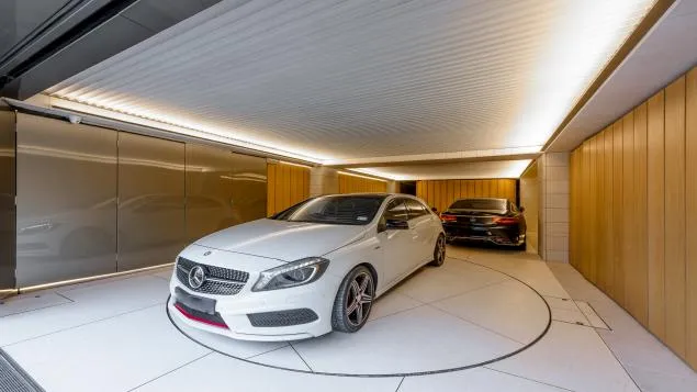 Why A Garage Car Turntable Is The Perfect Addition To Your Home?